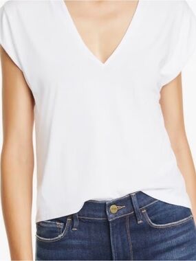 Frame Denim White V-Neck Cap Sleeve Tee